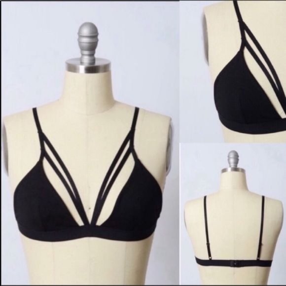 Bralette,  black XS/S fits sizes 30-32 A,B - Picture 2 of 8